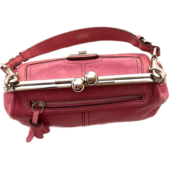 RARE Coach Collector's Item Vintage RARE (Host Pick) - Picture 5 of 14